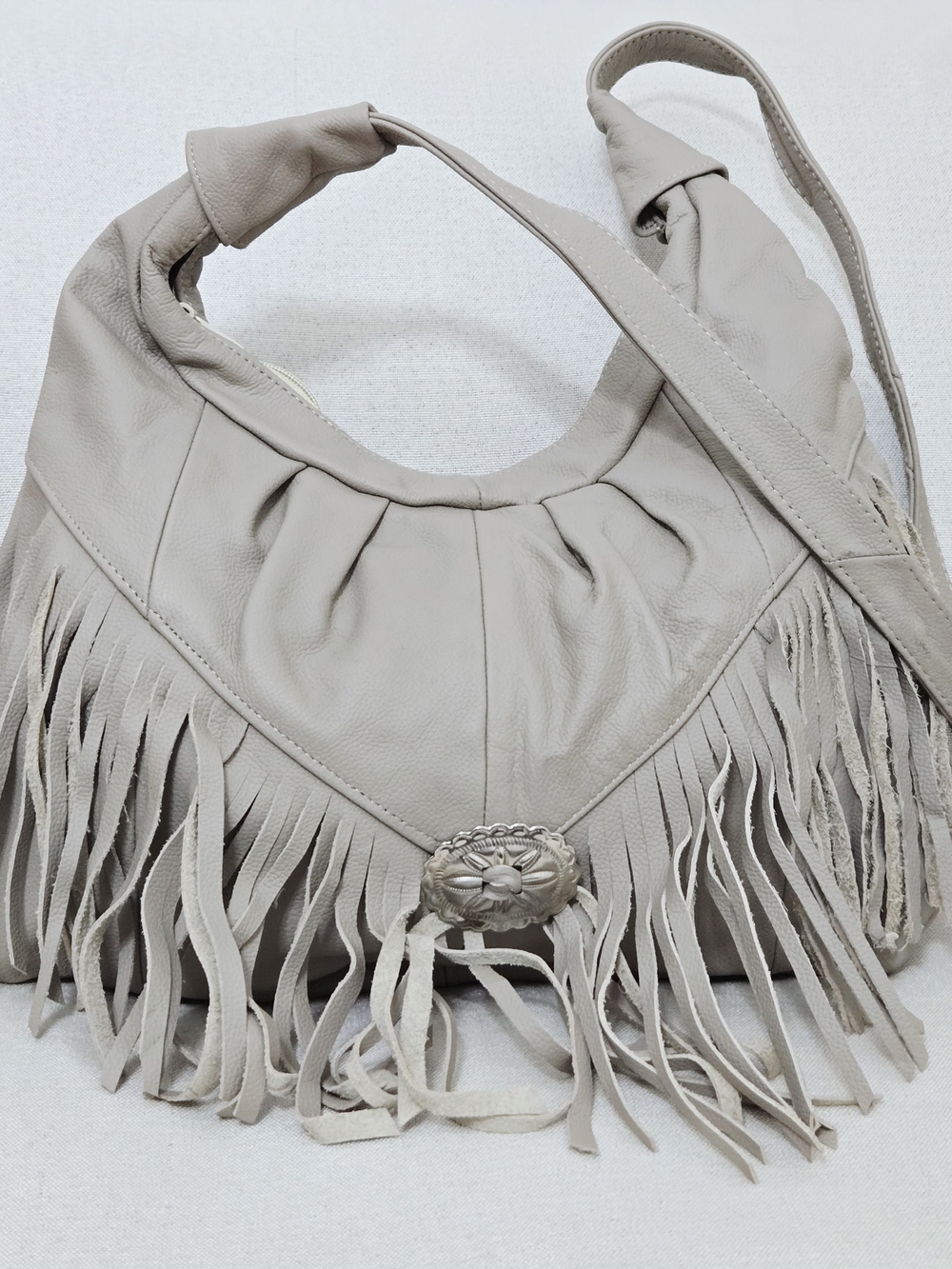 Fringe Hobo Shoulder Bag in Light gray